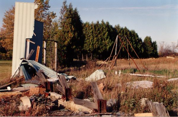 Burnside Drive-In Theatre - Burnside Ruins Courtesy Greg (newer photo)